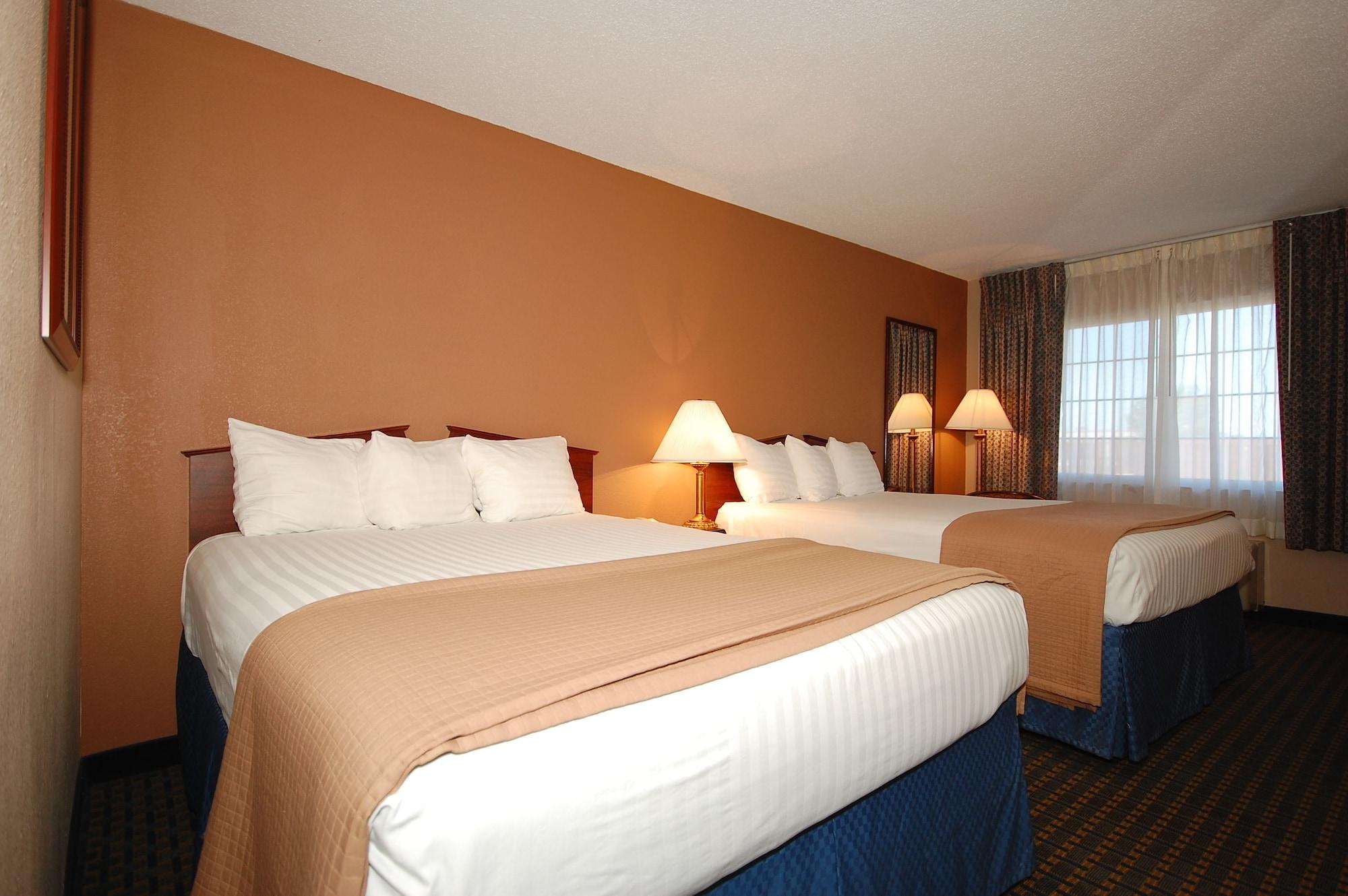 Magnuson Hotel Red Baron Garden City Esterno foto